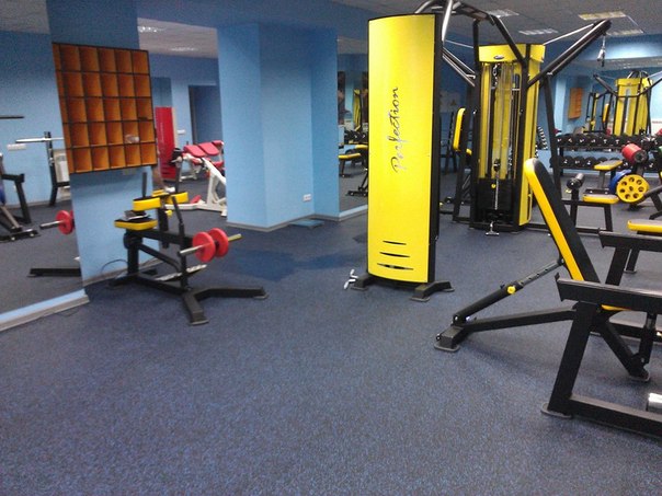 Фитнес-клуб "4FRIENDS" (Новомосковск)