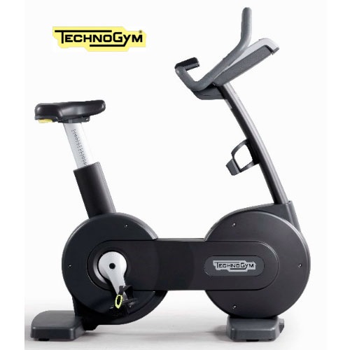Вертикальный велотренажер TECHNOGYM Bike 700 MD
